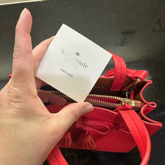 Kate Spade Coral Bag with removable crossbody - Picture 7 of 7